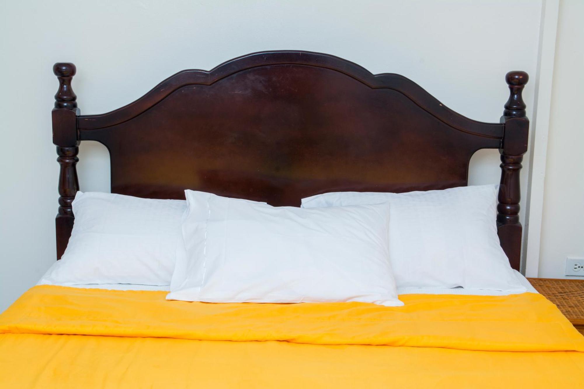 Windjammer International Cuisine & Comfort Inn Georgetown Phòng bức ảnh