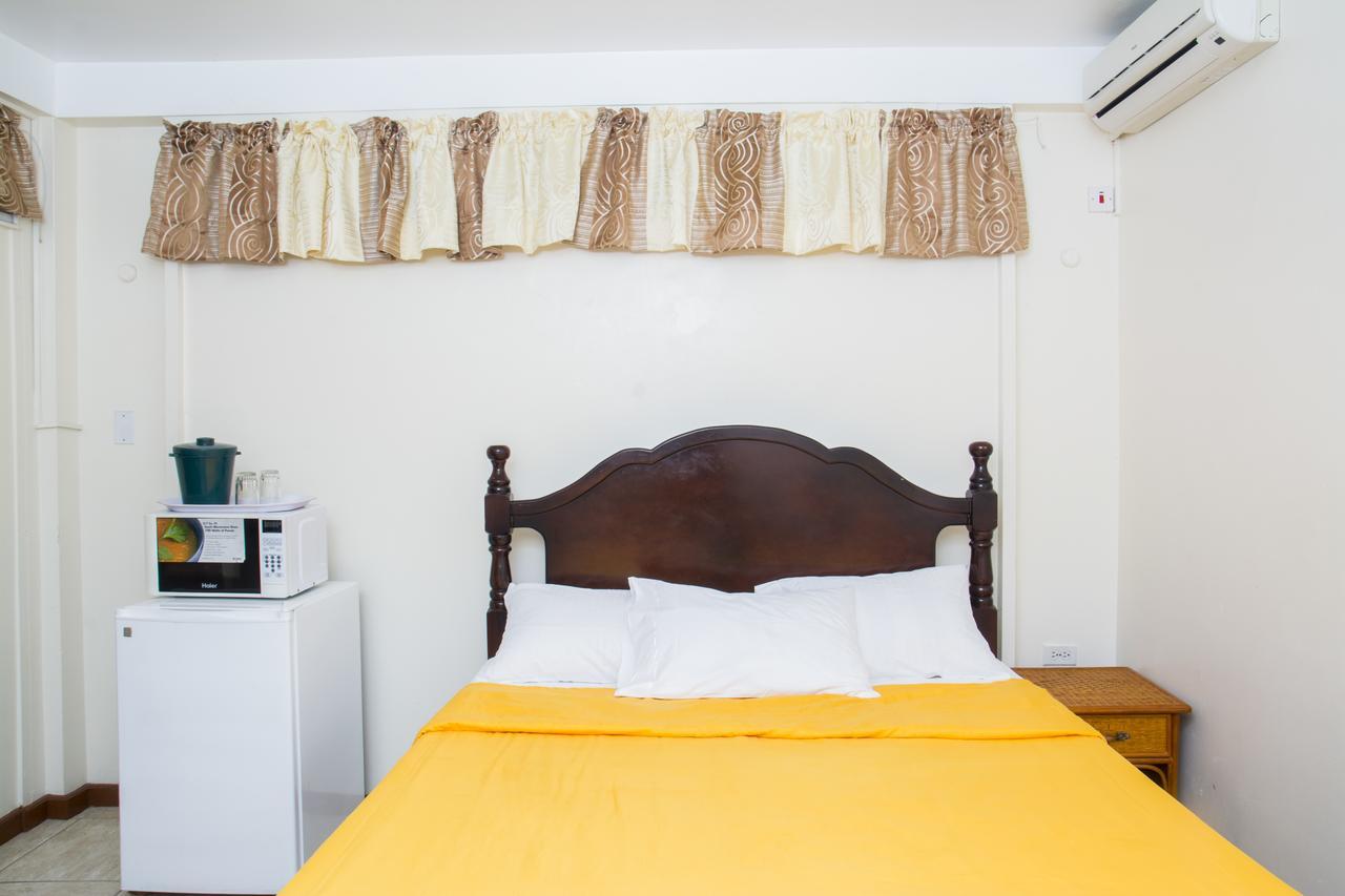 Windjammer International Cuisine & Comfort Inn Georgetown Ngoại thất bức ảnh