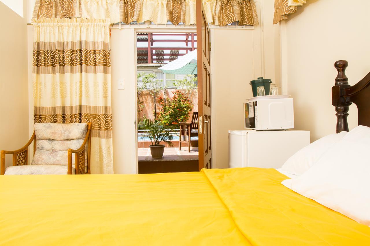 Windjammer International Cuisine & Comfort Inn Georgetown Ngoại thất bức ảnh